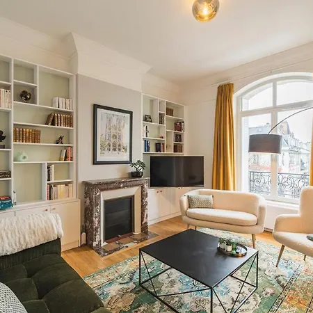 Elegant D'erlon Apartman *