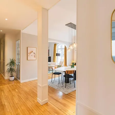 Elegant D'erlon Apartman
