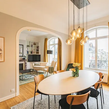 Elegant D'erlon Apartment